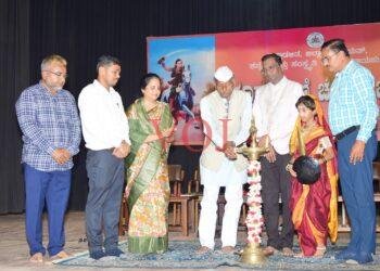 ರಾಣಿ ಚನ್ನಮ್ಮ ಶೌರ್ಯದ ಪ್ರತೀಕ: ಅಪರ ಜಿಲ್ಲಾಧಿಕಾರಿ ಸೋಮಲಿಂಗ ಗೆಣ್ಣೂರo