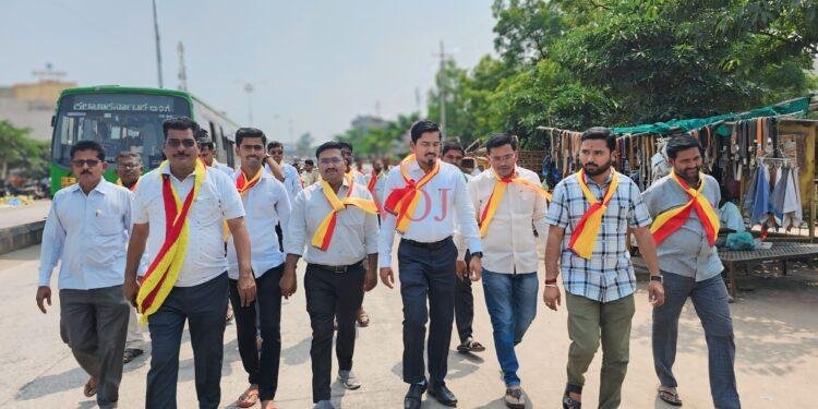 ಇಂಡಿ : ಕನ್ನಡ ಭಾಷೆಯಲ್ಲಿ ನಾಮಫಲಕ ಕಡ್ಡಾಯ ಖಡಕ ಸೂಚನೆ : ಎಸಿ ಅಬೀದ್ ಗದ್ಯಾಳ