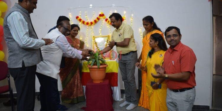 ರಾಜ್ಯೋತ್ಸವ ಮತ್ತು ರಕ್ತದಾನ ಶಿಬಿರ : ಬಿ. ಎಲ್. ಡಿ. ಇ ಡೀಮ್ಡ್