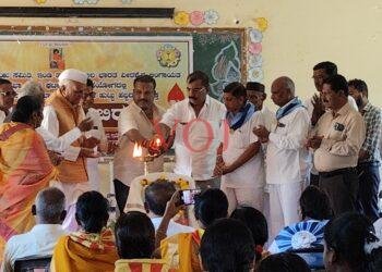 ರಕ್ತದಾನ ಮಾಡಿ ಜೀವ ಉಳಿಸಿ..ಕುಮಸಗಿ