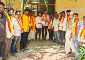 ತೊಗರಿ ಬೆಳೆಗೆ ವಿಮಾ ಪರಿಹಾರ ಆಗ್ರಹಿಸಿ ಕರವೇ ಪ್ರತಿಭಟನೆ..!