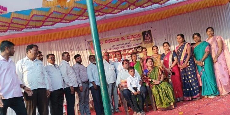 ನಿವೃತ್ತ ಶಿಕ್ಷಕ ಬಿ.ಆಯ್.ಬಿರಾದಾರಗೆ ಸನ್ಮಾನ