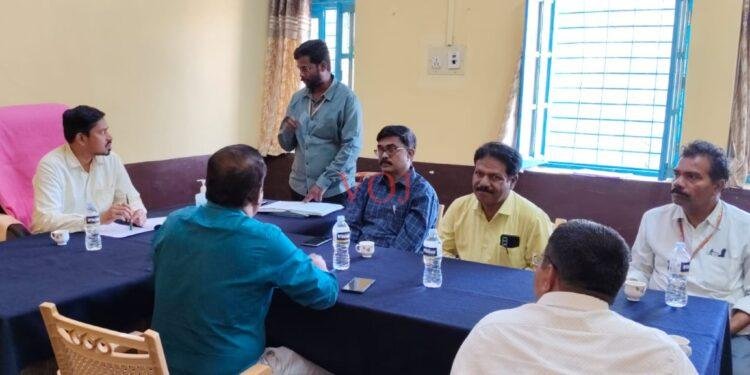 ತಾಲ್ಲೂಕು ಸರ್ಕಾರಿ ಆಸ್ಪತ್ರೆಗೆ ದೀಡಿರ್ ಭೇಟಿ : ಸೂಕ್ತ ಸಲಹೆ