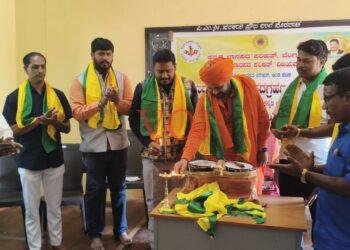 ಜಾನಪದ ಅಳಿವಿನ ಅಂಚಿನಲ್ಲಿರುವ ಕಲೆಯಲ್ಲ..!ಡಾ. ಎಸ್. ಬಾಲಾಜಿ