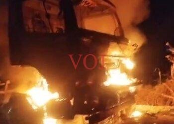 ವಿಜಯಪುರ : ಟಿಪ್ಪರ್ ವಾಹನ ಸಂಪೂರ್ಣ ಭಸ್ಮ..! ಹೇಗೆ ಗೊತ್ತಾ..?