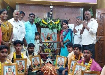 ಇಂಡಿ | ಜಾತ್ರಾ ಮಹೋತ್ಸವದ ಪ್ರಯುಕ್ತ ಮುತ್ತೈದೆ ಮಹಿಳೆಯರಿಗೆ ಉಡಿ ತುಂಬ ಕಾರ್ಯಕ್ರಮ