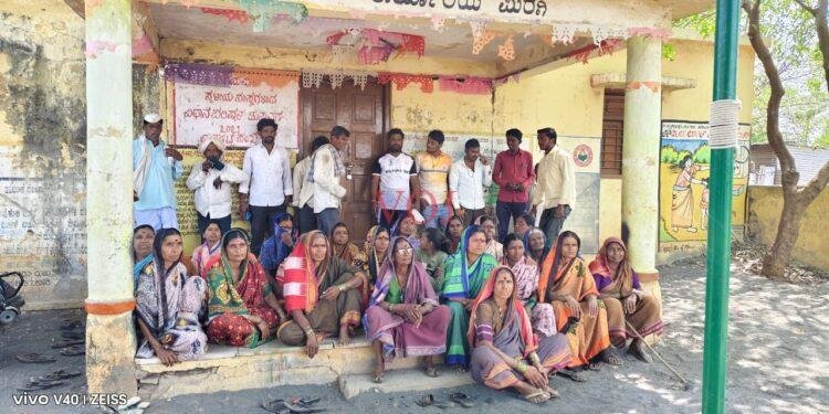 ಕುಡಿಯುವ ನೀರಿಗೆ ಹಾಹಾಕಾರ..! ಗ್ರಾಮ ಪಂಚಾಯತ್ ಬೀಗ್ ಜಡಿದು ಪ್ರತಿಭಟನೆ..!