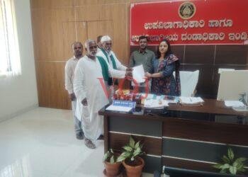 ಇಂಡಿ | ಕಾಲುವೆ ನೀರು ಹೋಲಗಳಿಗೆ ಪೋಲು, ಪೋಲಿಸ್ ಭದ್ರತೆ ನೀಡಲು ಆಗ್ರಹ..!