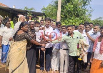 ರಸ್ತೆ ಕಾಮಗಾರಿಗೆ ಗುದ್ದಲಿ ಪೂಜೆ ನೆರವೇರಿಸಿದ ಶಾಸಕ ಎಂಆರ್ ಮಂಜುನಾಥ್