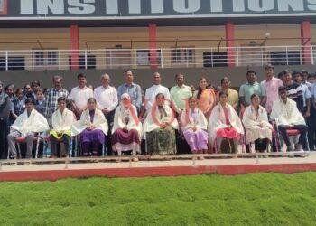 ಕ್ರಿಸ್ತರಾಜ ಪದವಿಪೂರ್ವ ಕಾಲೇಜಿನ ಸಾಧನೆ ಮಾಡಿದ ವಿದ್ಯಾರ್ಥಿಗಳಿಗೆ ಸಂಸ್ಥೆಯ ವತಿಯಿಂದ ಸನ್ಮಾನ