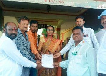 ಮುದ್ದೇಬಿಹಾಳ| ಬೀದಿ ಬದಿ ವ್ಯಾಪಾರಿಗಳಿಂದ ದುಪ್ಪಟ್ಟು ಕರ ವಸೂಲಿ, ತಡೆಗೆ ಆಗ್ರಹ