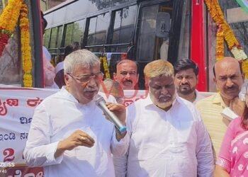 ಇಂಡಿಯಲ್ಲಿ ನಗರ ಸಾರಿಗೆ ಬಸ್ ಗೆ ಶಾಸಕ ಪಾಟೀಲ ಚಾಲನೆ