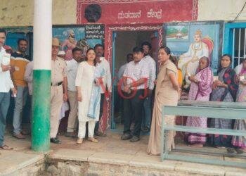 ಇಂಡಿ | ಲಚ್ಯಾಣದಲ್ಲಿ ಶೇ 64.95 ಮತ್ತು ಭತಗುಣಕಿಯಲ್ಲಿ ಶೇ 67.50 ರಷ್ಟು ಮತದಾನ