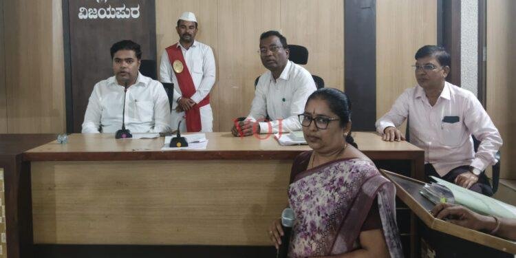 ಒಂದು ವಾರದೊಳಗೆ ಆಂತರಿಕ ದೂರು ಸಮಿತಿ ರಚಿಸಿ ವರದಿ ಸಲ್ಲಿಸಿ -ಜಿಲ್ಲಾಧಿಕಾರಿ ಟಿ.ಭೂಬಾಲನ್