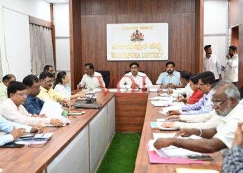 ಮಳೆಗಾಲ‌ ಇರುವುದರಿಂದ ಕುಡಿಯುವ ನೀರು ಪೂರೈಕೆಯಲ್ಲಿ ಎಚ್ಚರಿಕೆ ವಹಿಸಬೇಕು : ಜಿಲ್ಲಾಧಿಕಾರಿ ಭೂಬಾಲನ್