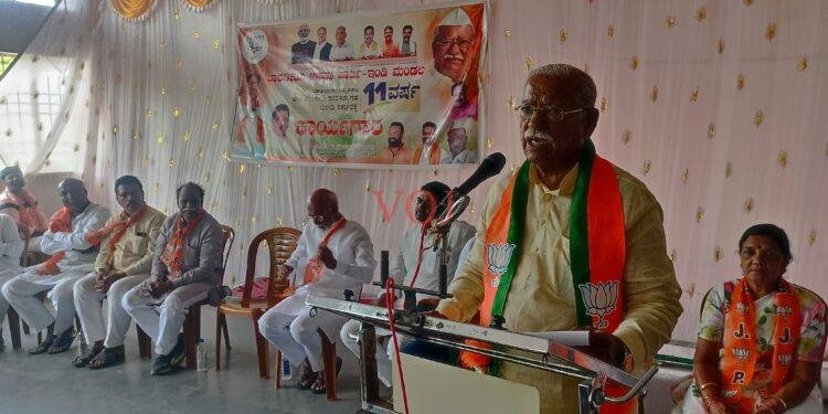 ಭ್ರಷ್ಟಾಚಾರ ಮಾಡುವುದೇ ಕಾಂಗ್ರೆಸಿನ ದೊಡ್ಡ ಸಾಧನೆ: ಸಂಸದ ರಮೇಶ್