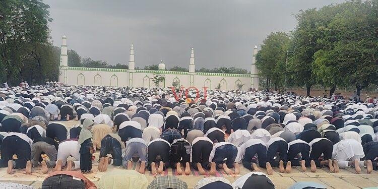 ಇಂಡಿಯಲ್ಲಿ ಭಕ್ತಿ ಮತ್ತು ಶ್ರದ್ದೆಯಿಂದ ಬಕ್ರೀದ್ ಆಚರಣೆ