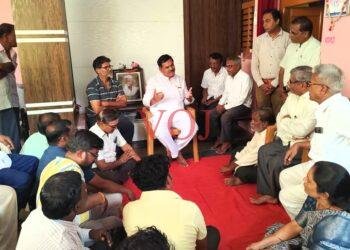 ಕಂಠಿ ಕುಟುಂಬಕ್ಕೆ ಮಾಜಿ ಶಾಸಕ ನಡಹಳ್ಳಿ ಸಾಂತ್ವನ.