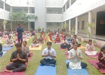 ಬಿ.ಎಲ್.ಡಿ.ಇ ಯಲ್ಲಿ ಅಂತಾರಾಷ್ಟ್ರೀಯ ಯೋಗ ದಿನಾಚರಣೆ