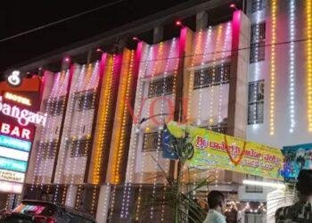 ವೈಶ್ಯಾವಾಟಿಕೆ: ಲಾಡ್ಜ್ ಮೇಲೆ‌ ದಾಳಿ: ಐವರ ಬಂಧನ