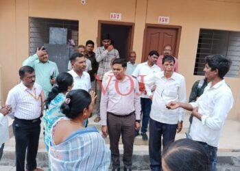 ಜಿಲ್ಲಾಧಿಕಾರಿಗಳಿಂದ ನಗರ ಪರಿವೀಕ್ಷಣೆ : ವಿವಿಧ ಕಾಮಗಾರಿಗಳ ಪರಿಶೀಲನೆ-