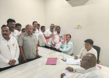 ಶಿಕ್ಷಕರ ಸಹಕಾರಿ ಪತ್ತಿನ ಸಂಘಕ್ಕೆ ಗುರು ಸ್ಪಂದನ ಹಳೆಯ ಪೆನಲ್ ನಾಮ ಪತ್ರ ಸಲ್ಲಿಕೆ..! ಯಾರು ಯಾರು ಗೊತ್ತಾ..?