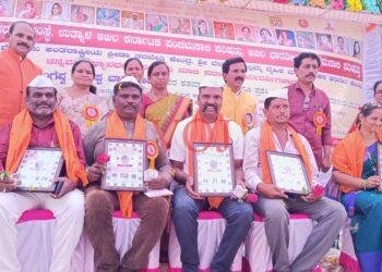 ಶಿವಕುಮಾರ ಶಾರದಳ್ಳಿ ಅವರಿಗೆ ಗೌರವ ಸನ್ಮಾನ 