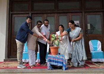 ಪ್ರಾರ್ಥನಾ ವಿದ್ಯಾಮಂದಿರದಲ್ಲಿ ವಿಶ್ವ ಯೋಗ ದಿನಾಚರಣೆ ಯೋಗದಿಂದ ಮಕ್ಕಳಿಗೆ ಏಕಾಗ್ರತೆ: ಡಾ.ರಾಜೇಶ್ವರಿ