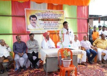 ಸೂಕ್ತವಾದ ಪ್ರದೇಶಗಳಲ್ಲಿ ಕೆರೆ, ಇಂಗು ಕೆರೆ, ಬಾಂದಾರ ನಿರ್ಮಿಸಲಾಗಿದೆ : ಸಚಿವ ಎಮ್ ಬಿ ಪಾಟೀಲ