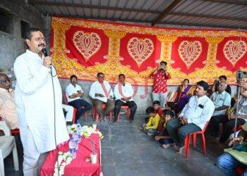 ಆಶ್ರಯ ಕಾಲೊನಿ ನಿವಾಸಿಗಳಿಗೆ ಶೀಘ್ರದಲ್ಲೇ ಹಕ್ಕುಪತ್ರ