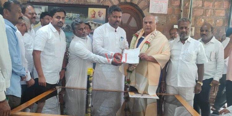 ನೇಕಾರರಿಗೆ ಕಚ್ಚಾ ನೂಲು ಪೂರೈಕೆಗೆ ಸಚಿವ ಶಿವಾನಂದ ತಾಕೀತು