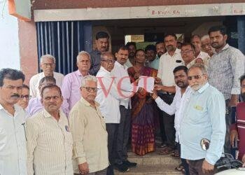 ಪಟ್ಟಣದ ಮಾರುತಿ ನಗರ ಮೂಲಭೂತ ಸೌಕರ್ಯಗಳಿಂದ ವಂಚಿತವಾಗಿದೆ ಪುರಸಭೆಯ ಅಧಿಕಾರಿಗಳಿಗೆ ಮನವಿ