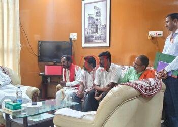 ಕಲಬುರಗಿ ಎಪಿಎಂಸಿ ಕೃಷಿ ಉತ್ಪನ್ನೇತರ ಅಂಗಡಿ ತೆರವಿಗೆ ಸಚಿವರಿಗೆ ಮನವಿ