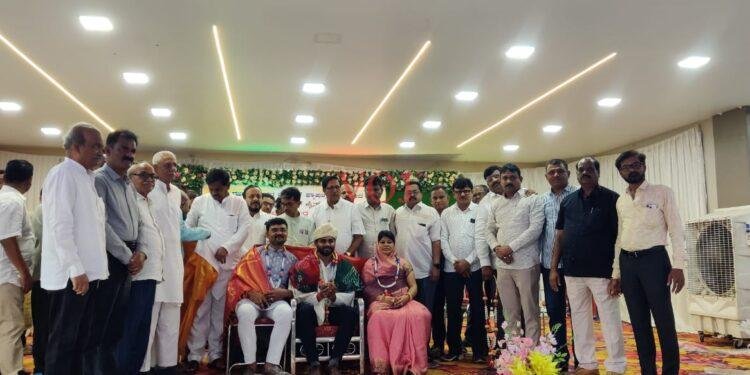 ಚಾರ್ಟರ್ಡ್ ಅಕೌಂಟೆಂಟ್ ಪಾಸಾದ ತರುಣ ಜೈನ ಗೆ ಸನ್ಮಾನ ಕಲಿತ ವಿದ್ಯೆ ದೇಶ ಸೇವೆಗೆ ಸಲ್ಲಲಿ: ನಡಹಳ್ಳಿ