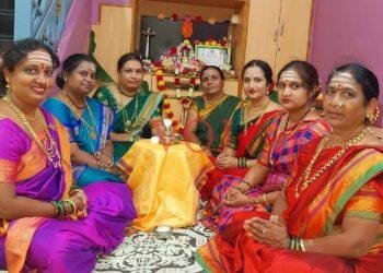 ಇಂಡಿ | ಮಹಿಳೆಯರು ನಾಗಮೂರ್ತಿಗೆ ಹಾಲೆರೆದು ನಾಗರಪಂಚಮಿ ಹಬ್ಬ