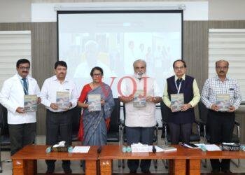 ಜಿರಿಯಾಟ್ರಿಕ್ ಕಾನ್ಸೆಪ್ಟ್ (Geriatric Concepts)ಪುಸ್ತಕದ ಎರಡನೇ ಆವೃತ್ತಿಯನ್ನು ಬಿಡುಗಡೆ : ವಿವಿ ಕುಲಾಧಿಪತಿ ಡಾ. ವೈ. ಎಂ. ಜಯರಾಜ 