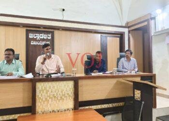 ಪಿಓಪಿ ವಿಗ್ರಹಗಳ ಬಳಕೆ-ಮಾರಾಟ-ಉತ್ಪಾದನೆ ನಿಷೇಧ ಪರಿಸರ ಸ್ನೇಹಿ ಗಣೇಶ ವಿಗ್ರಹಗಳ ಬಳಕೆ ಕುರಿತು ಸೂಕ್ತ ತಿಳುವಳಿಕೆ ಮೂಡಿಸಿ – ಜಿಲ್ಲಾಧಿಕಾರಿ ಡಾ.ಆನಂದ ಕೆ ಸೂಚನೆ