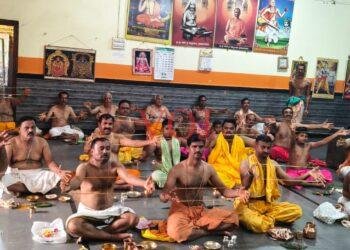 ಇಂಡಿಯಲ್ಲಿ ಯಜ್ಯೋಪವೀತ ಧಾರಣೆ..!