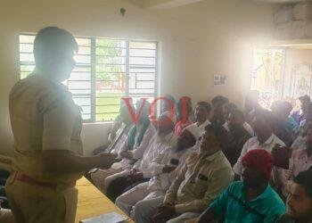 ಮಣ್ಣಿನ ಗಣೇಶ ಮೂರ್ತಿಯನ್ನು ಪ್ರತಿಷ್ಠಾಪಿಸಿ:ವೃತ್ತ ನಿರೀಕ್ಷಕರು ಆನಂದ್ ಮೂರ್ತಿ