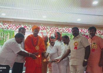 ಸರಕಾರಿ ಪ್ರಾಥಮಿಕ ಶಾಲೆಗಳಿಗೆ ಹಾಗೂ ಶಿಕ್ಷಕರಿಗೆ ಸಿಗುವ ಸೌಲಭ್ಯಗಳು ಅನುದಾನಿತ ಪ್ರಾಥಮಿಕ ಶಾಲೆಯ ಶಿಕ್ಷಕರಿಗೂ ಸಿಗಬೇಕು..!