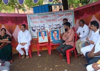 ಮುದ್ದೇಬಿಹಾಳ ಅಂಜುಮನ್ ಎ ಇಸ್ಲಾಂ ಸಂಸ್ಥೆಯ ಚುನಾವಣೆ ತ್ವರಿತವಾಗಿ ನಡೆಸುವಂತೆ ಆಗ್ರಹಿಸಿ ಮನವಿ