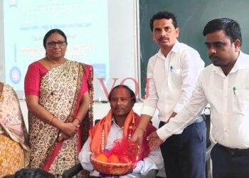 ಔಪಚಾರಿಕ ಶಿಕ್ಷಣ ಜೊತೆಗೆ ಮೌಲ್ಯಧಾರಿತ ಶಿಕ್ಷಣವು ಅಗತ್ಯ