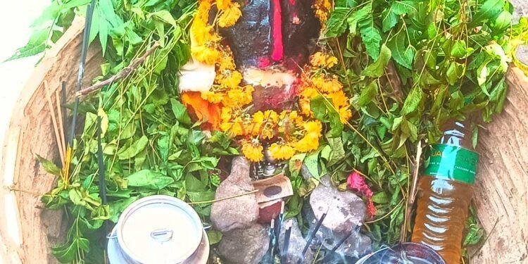 ಮಳೆ ತರುವ ದೇವತೆ, ಮಕ್ಕಳಿಲ್ಲದವರಿಗೆ ಸಂತಾನ ಭಾಗ್ಯ ಕರುಣಿಸುವ ಜೋಕುಮಾರ ಸ್ವಾಮಿ