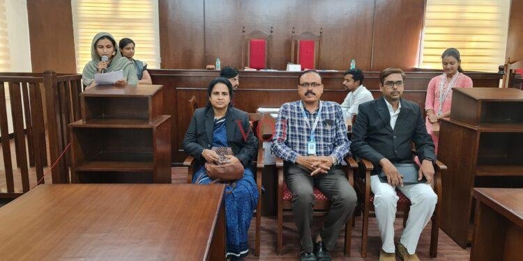 ಅಣಕು ನ್ಯಾಯಾಲಯ ಸ್ಪರ್ಧೆಯಲ್ಲಿ