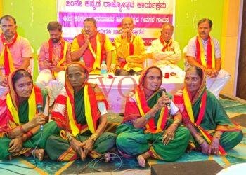 ಮಕ್ಕಳಲ್ಲಿ ಸಾಹಿತ್ಯದ ಅಭಿರುಚಿ ಶಾಲೆಗಳಿಂದ ನೀಡಬೇಕಿದೆ.