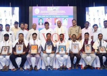 ಪತ್ರಿ ಅಸ್ತಿತ್ವ ಉಳಿಸಿಕೊಳ್ಳಲು ಹೋರಾಟ ನಡೆಸಬೇಕಾದ ಅನಿವಾರ್ಯತೆ