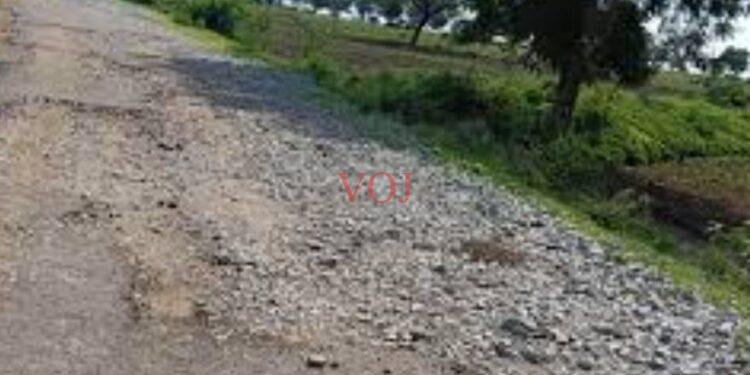 ಆಲೂರ – ನಾಲತವಾಡ ಮುಖ್ಯ ರಸ್ತೆ ದುರಸ್ತಿಗೆ ಗಡುವು..!