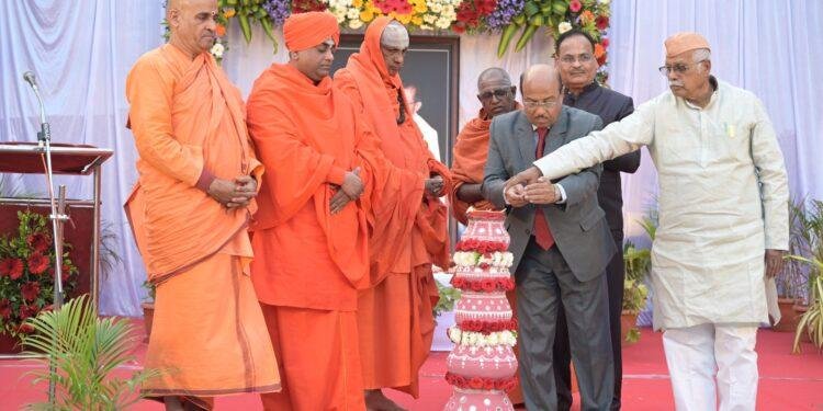 ಭಗವಂತ ನಮ್ಮೆಲ್ಲರನ್ನು ಬದುಕಿಸಿರುವುದು ನಮ್ಮ ಪುಣ್ಯ