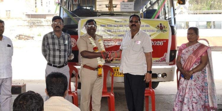 ರಸ್ತೆ ಸುರಕ್ಷತಾ ಮಾಸ: ಪಟ್ಟಣದಲ್ಲಿ ಜಾಗೃತಿ ಅಭಿಯಾನ.