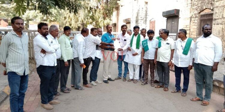 ಪೊಲೀಸರ ಮೇಲೆ ಪೊಲೀಸ ದೂರು ಪ್ರಾಧಿಕಾರವು ಸೂಕ್ತ ಕ್ರಮ ಕೈಗೊಳ್ಳಲು ರೈತ ಭಾರತ ಪಕ್ಷದಿಂದ ಆಗ್ರಹ